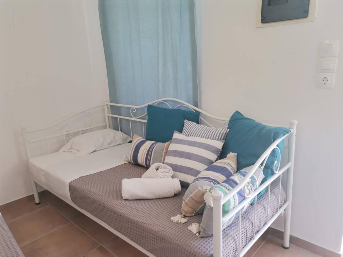 Blue Central Apt 10 Min To The Port/ Wash Machine Lavrion Bagian luar foto